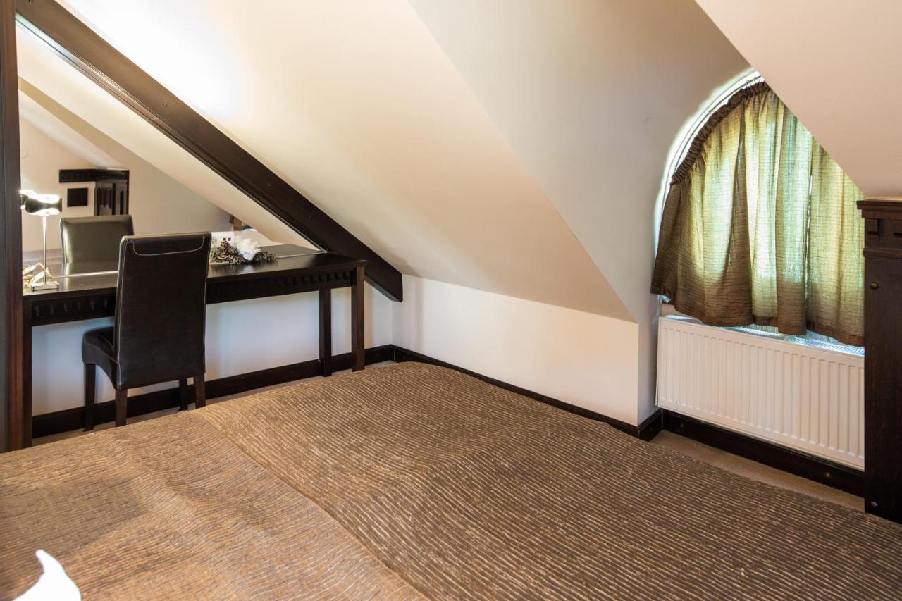 Hotel Vila Lago Palic Bagian luar foto