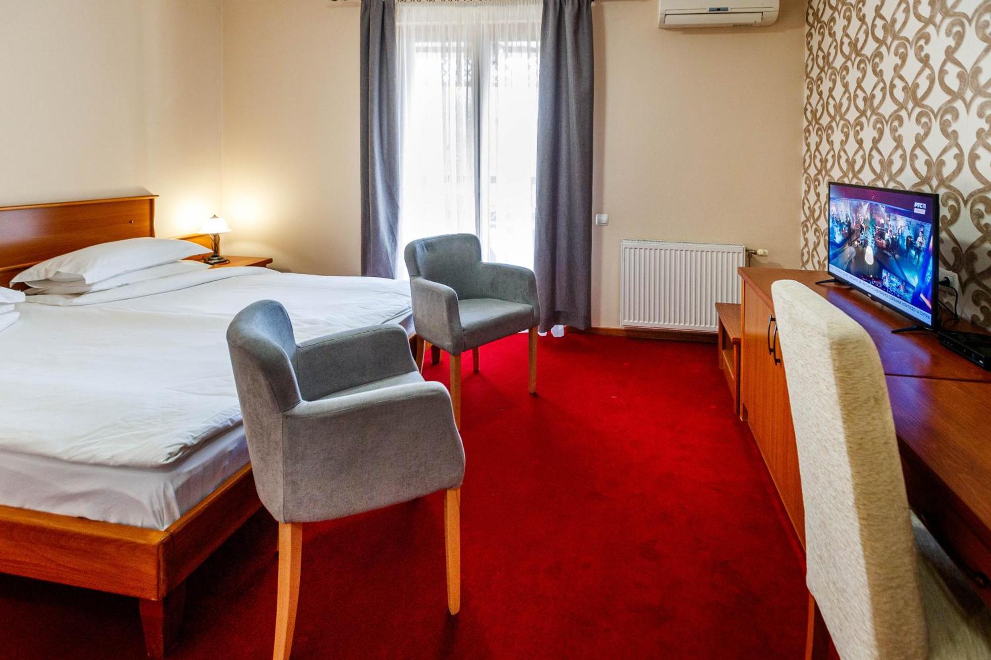 Hotel Vila Lago Palic Bagian luar foto